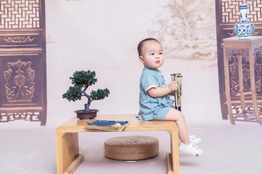 微山宝宝几个月会认人